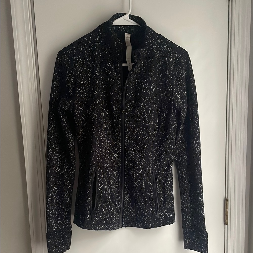 Lululemon Athletic Define Jacket- full zip size 6